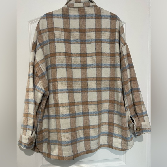 Pink Lily | Blue And Tan Plaid Shaket - Picture 7 of 8